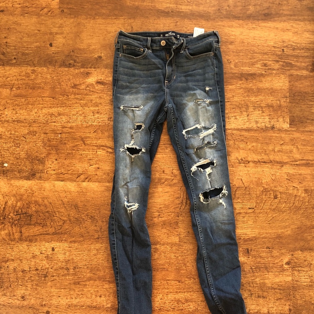 Hollister High Rise Skinny Jeans